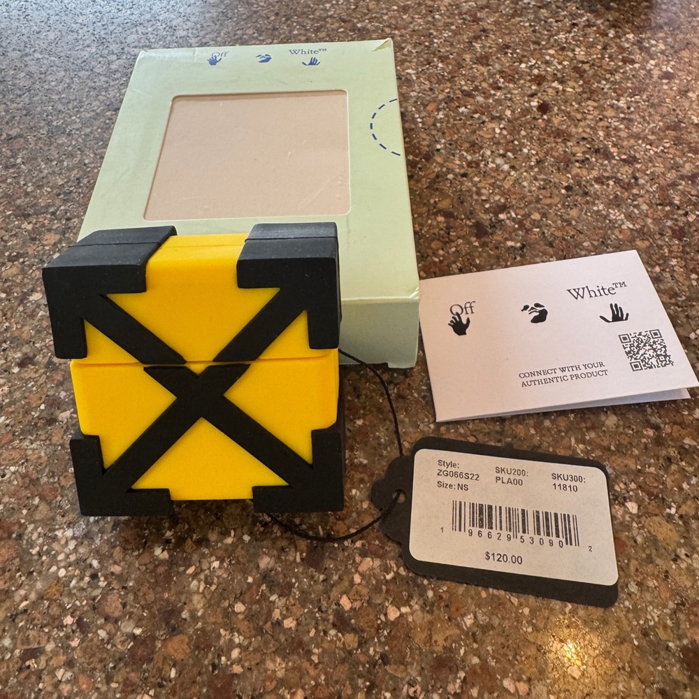 Off-White AirPods Pro Case NS Yellow Black Arrow Logo Streetwear Hype